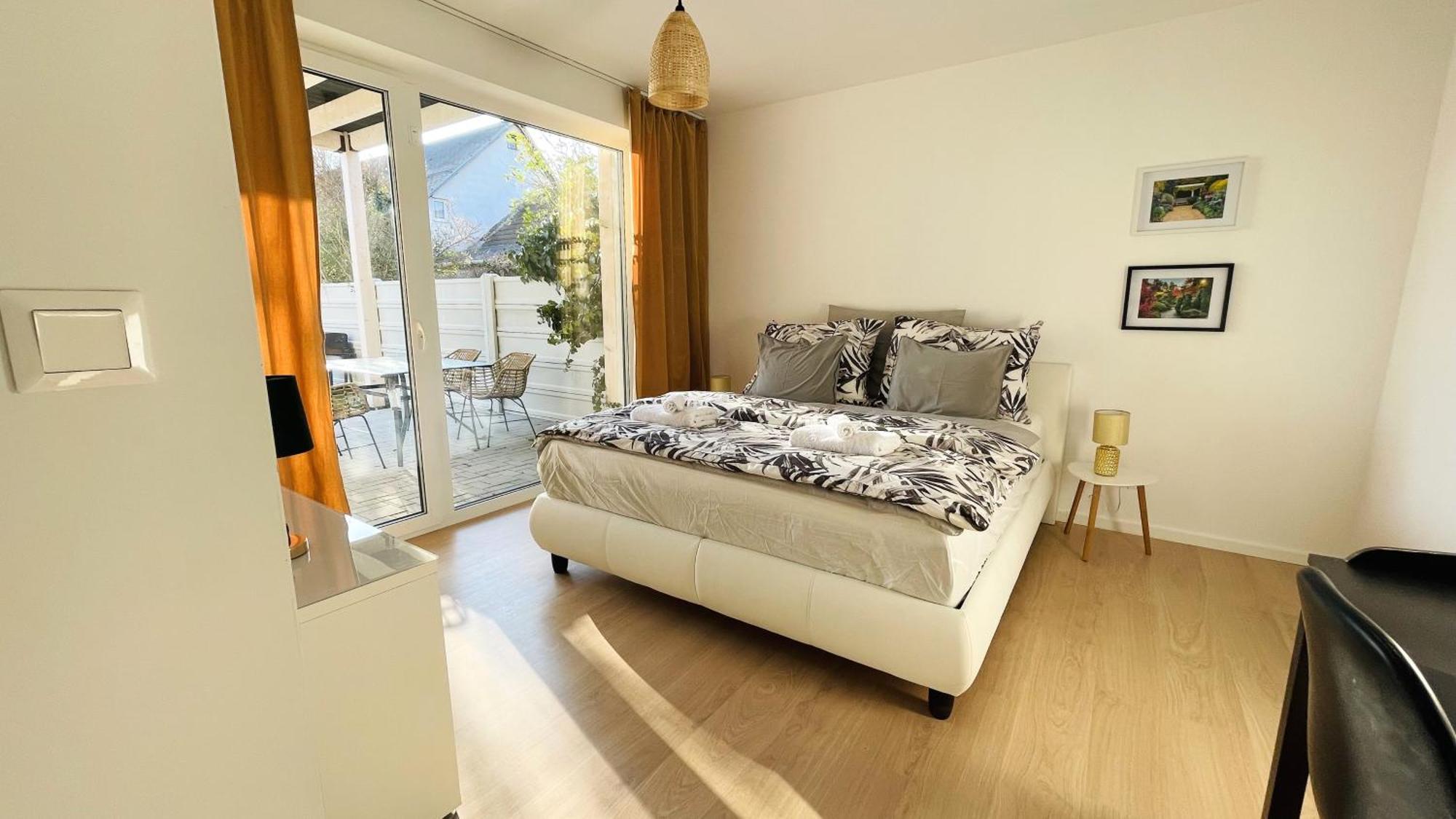 House Flow, 3 Room, Free 2 Parking Bratislava Extérieur photo