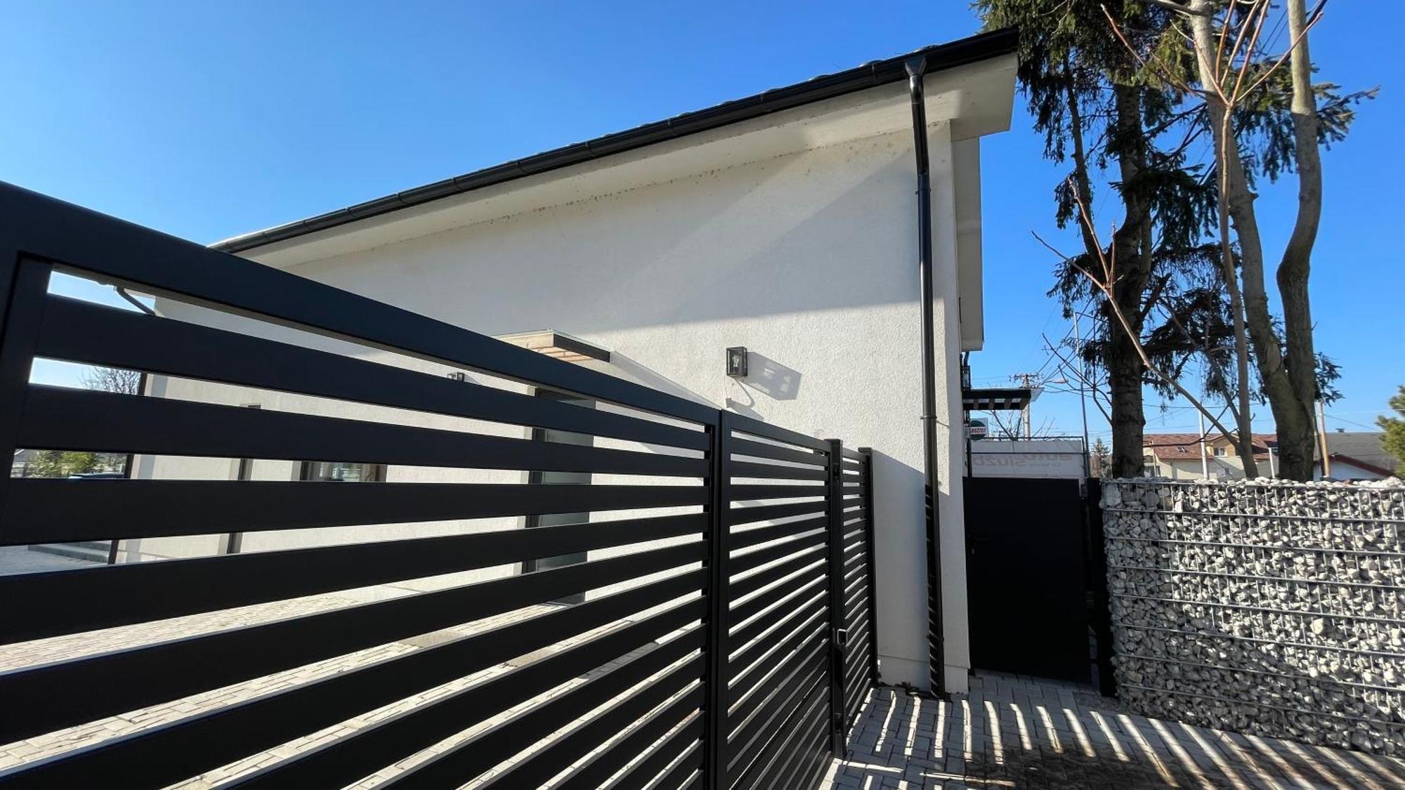 House Flow, 3 Room, Free 2 Parking Bratislava Extérieur photo