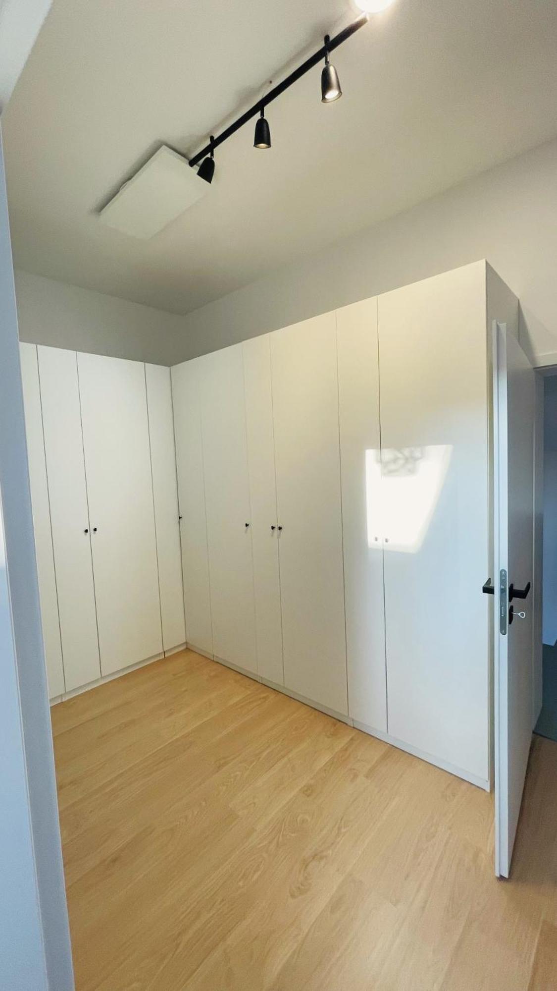 House Flow, 3 Room, Free 2 Parking Bratislava Extérieur photo