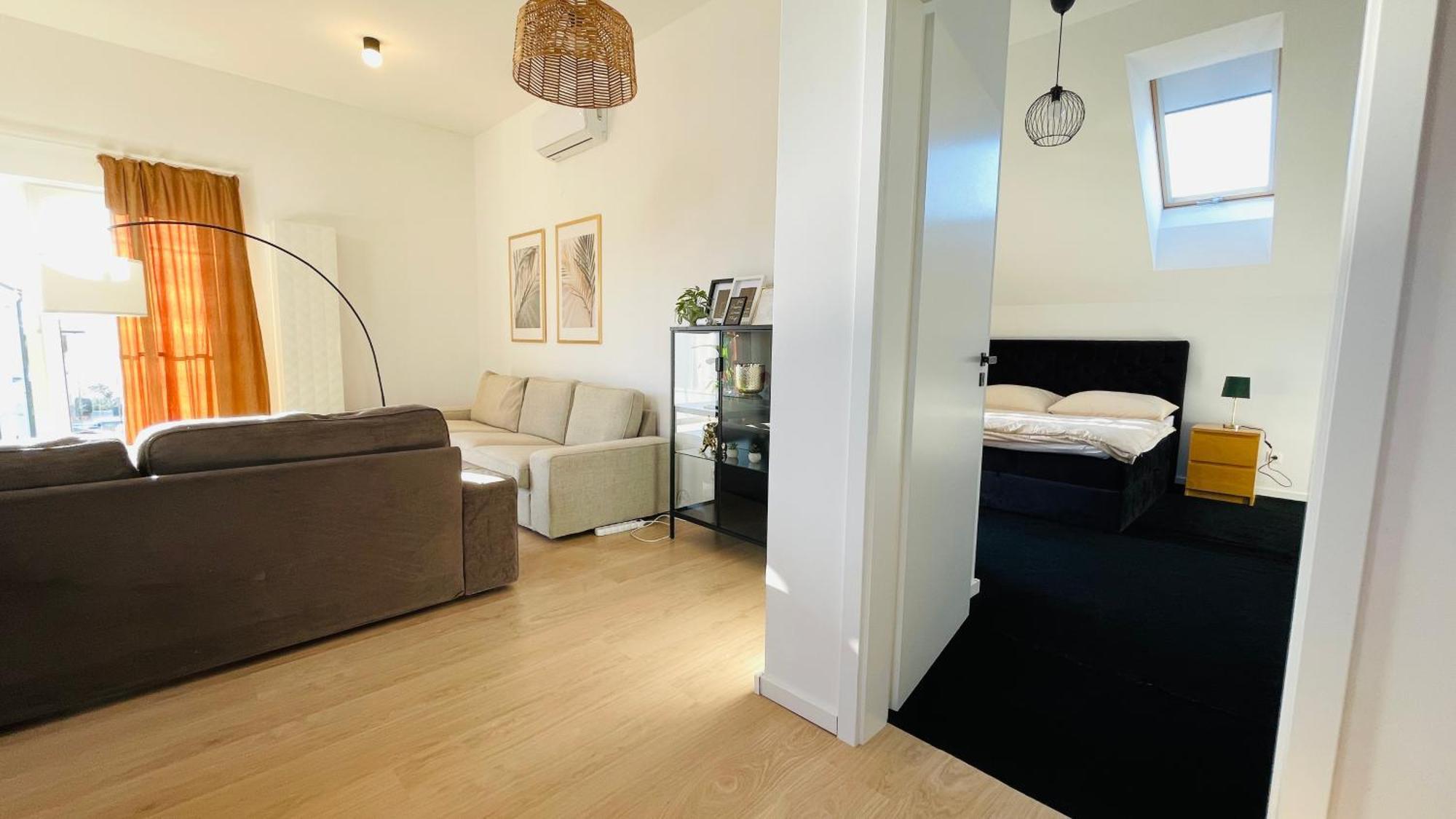 House Flow, 3 Room, Free 2 Parking Bratislava Extérieur photo