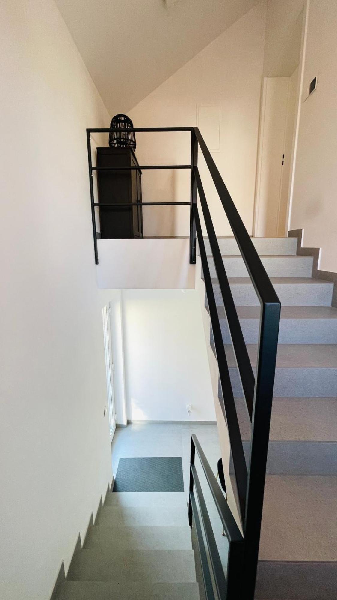 House Flow, 3 Room, Free 2 Parking Bratislava Extérieur photo