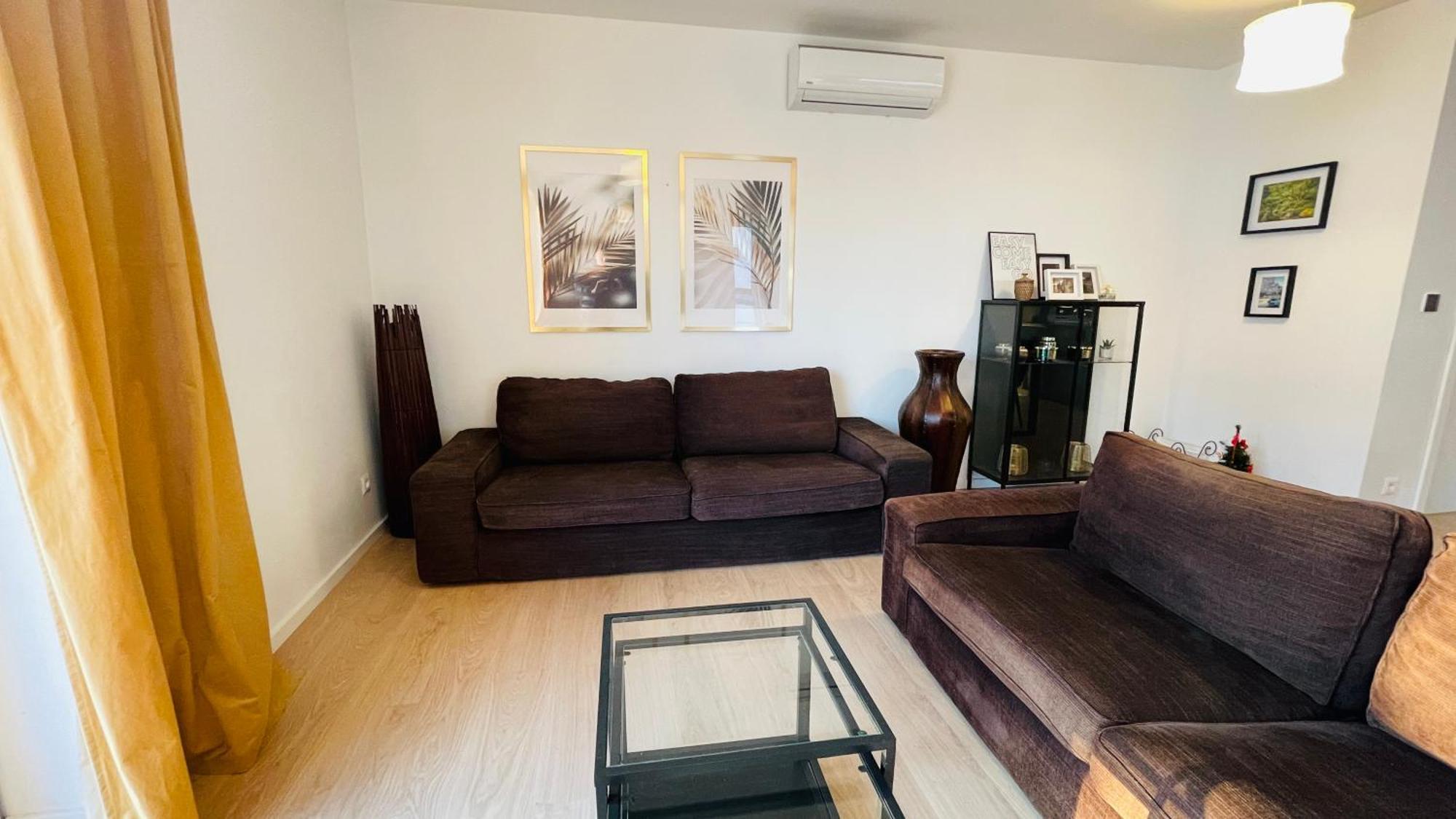 House Flow, 3 Room, Free 2 Parking Bratislava Extérieur photo
