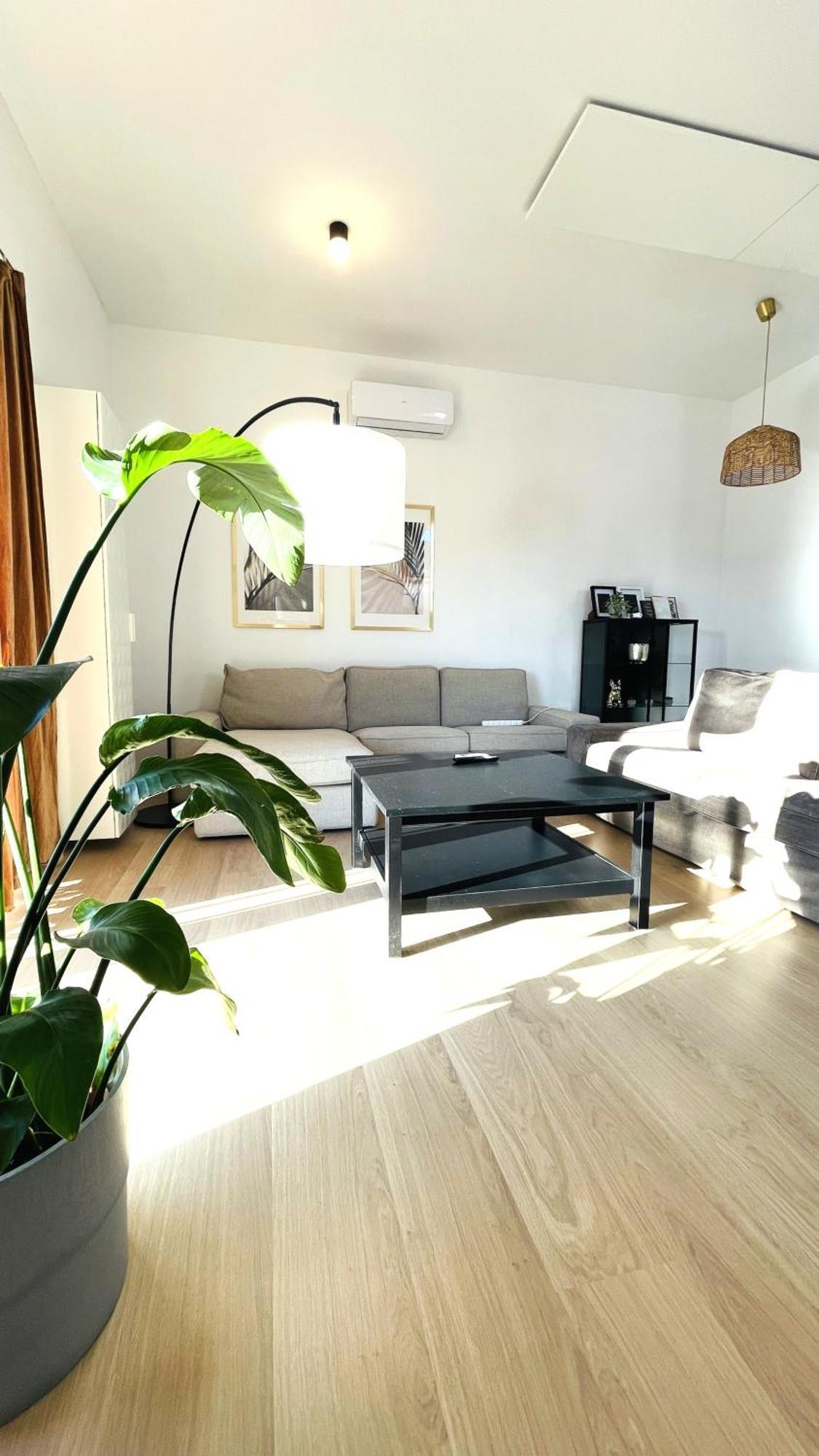 House Flow, 3 Room, Free 2 Parking Bratislava Extérieur photo